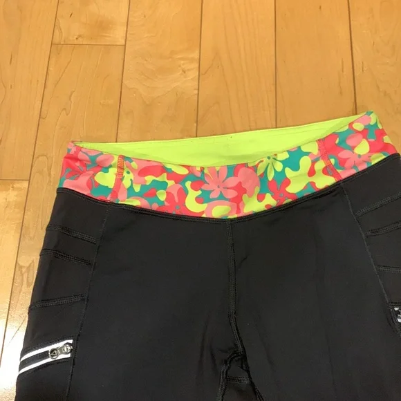 Girls Ivivva Cropped Leggings - Picture 3 of 4